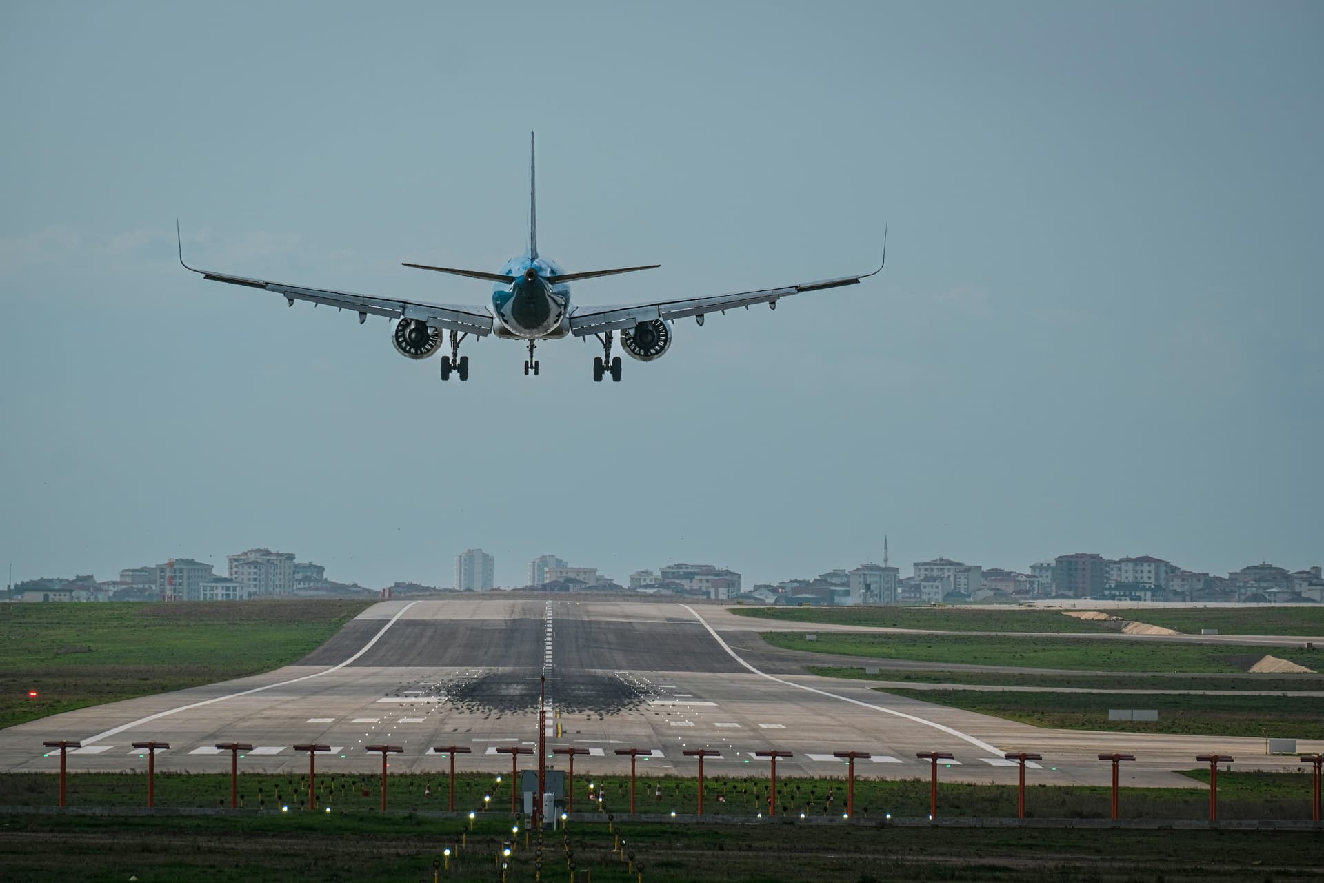 Narita vs Haneda: Choosing Tokyo’s Airport for Your Arrival