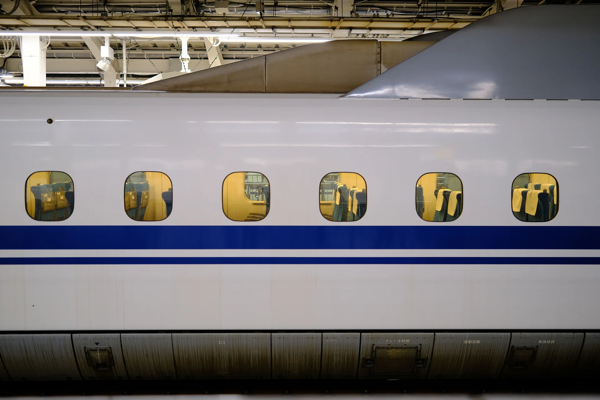 Japan's New Luxury Rail Experiences: Luna Azul Sleeper & Shinkansen Supreme Class