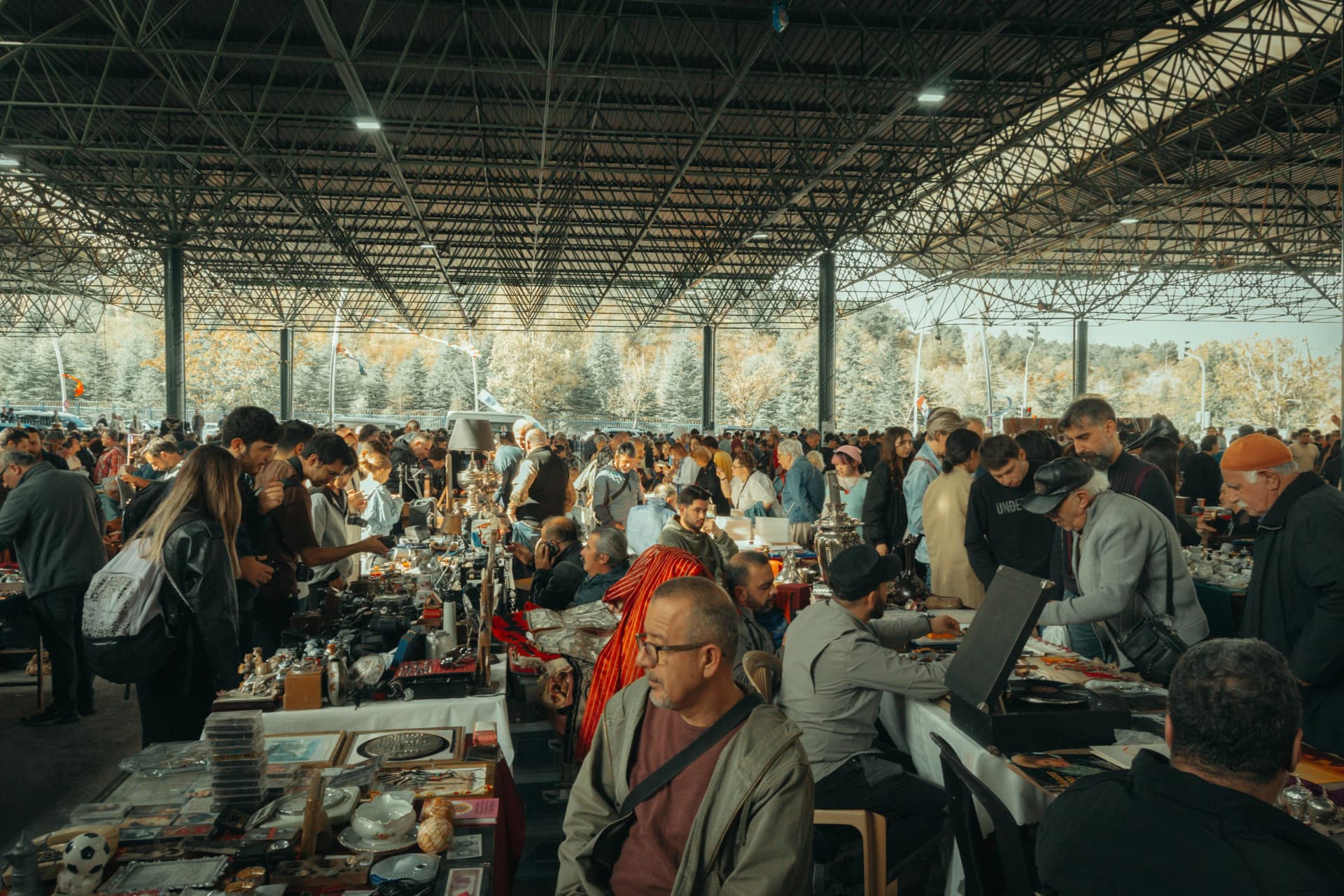 Oedo Antique Market: Japan's Largest Outdoor Antique Market