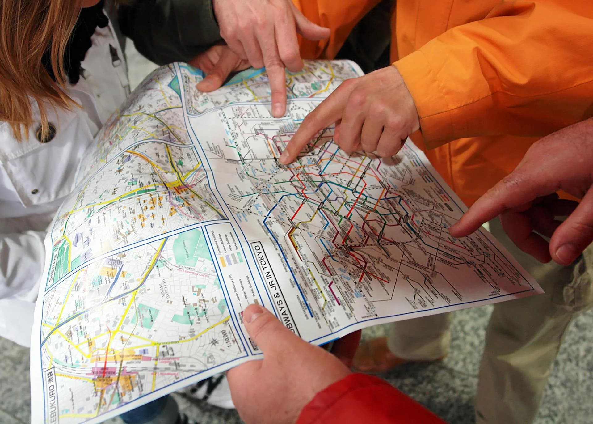 Travel Agent vs DIY Tokyo: Which Booking Method Is Cheaper?