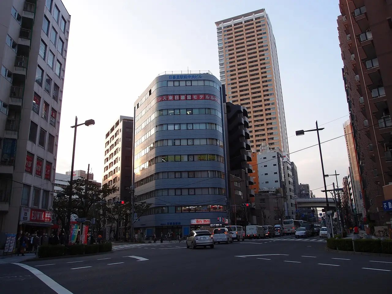 Nippori Ekimae Chuo Building at the station end of the Nippori fabric street