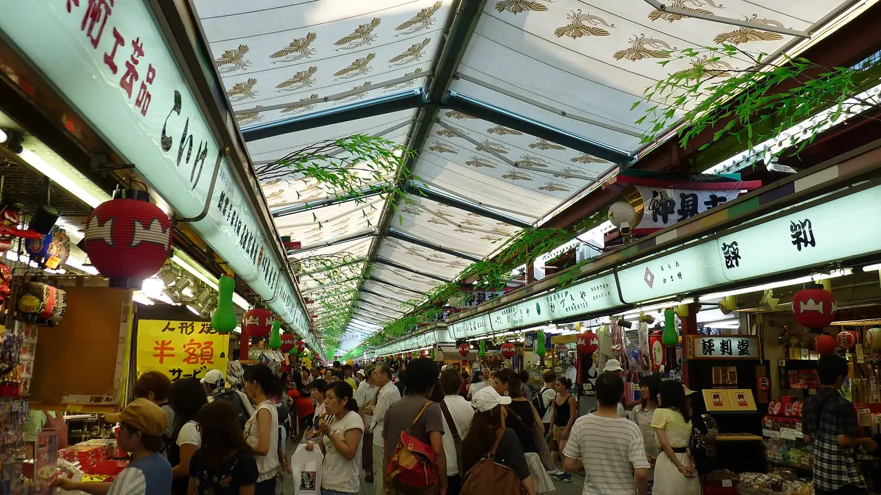 Crowds of visitors shopping along Nakamise-dori on the approach to Senso-ji in Asakusa